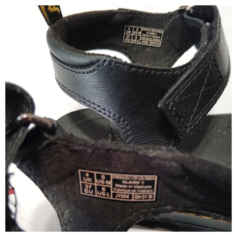 Dr. Martens Klaire Youth Leather Strap Sandals Size 6 Ladies, 5 Mens